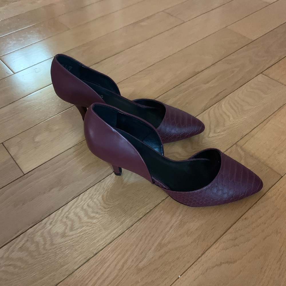 Shoes - Picture 2 of 3